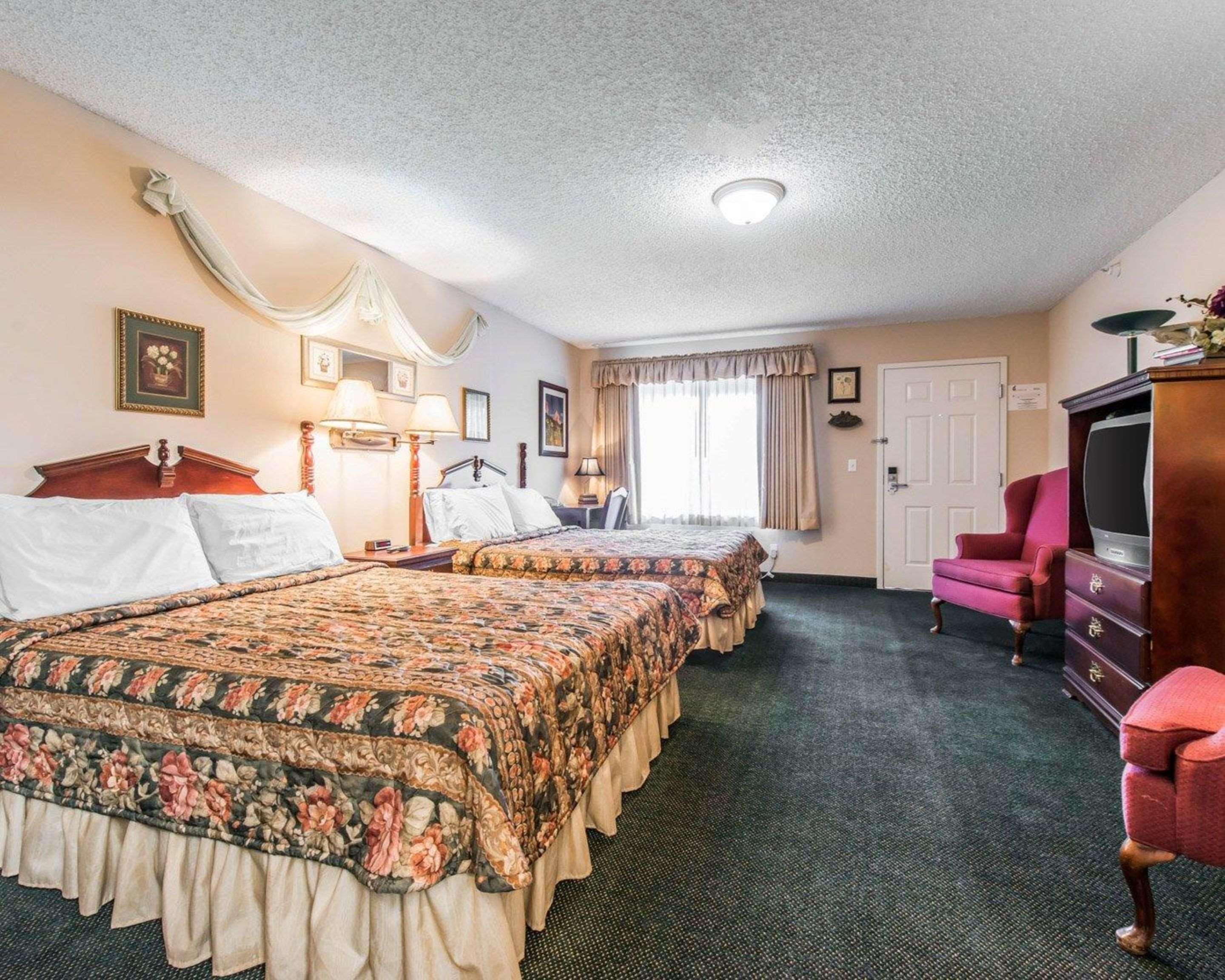 Quality Inn & Suites Manitou Springs At Pikes Peak Экстерьер фото