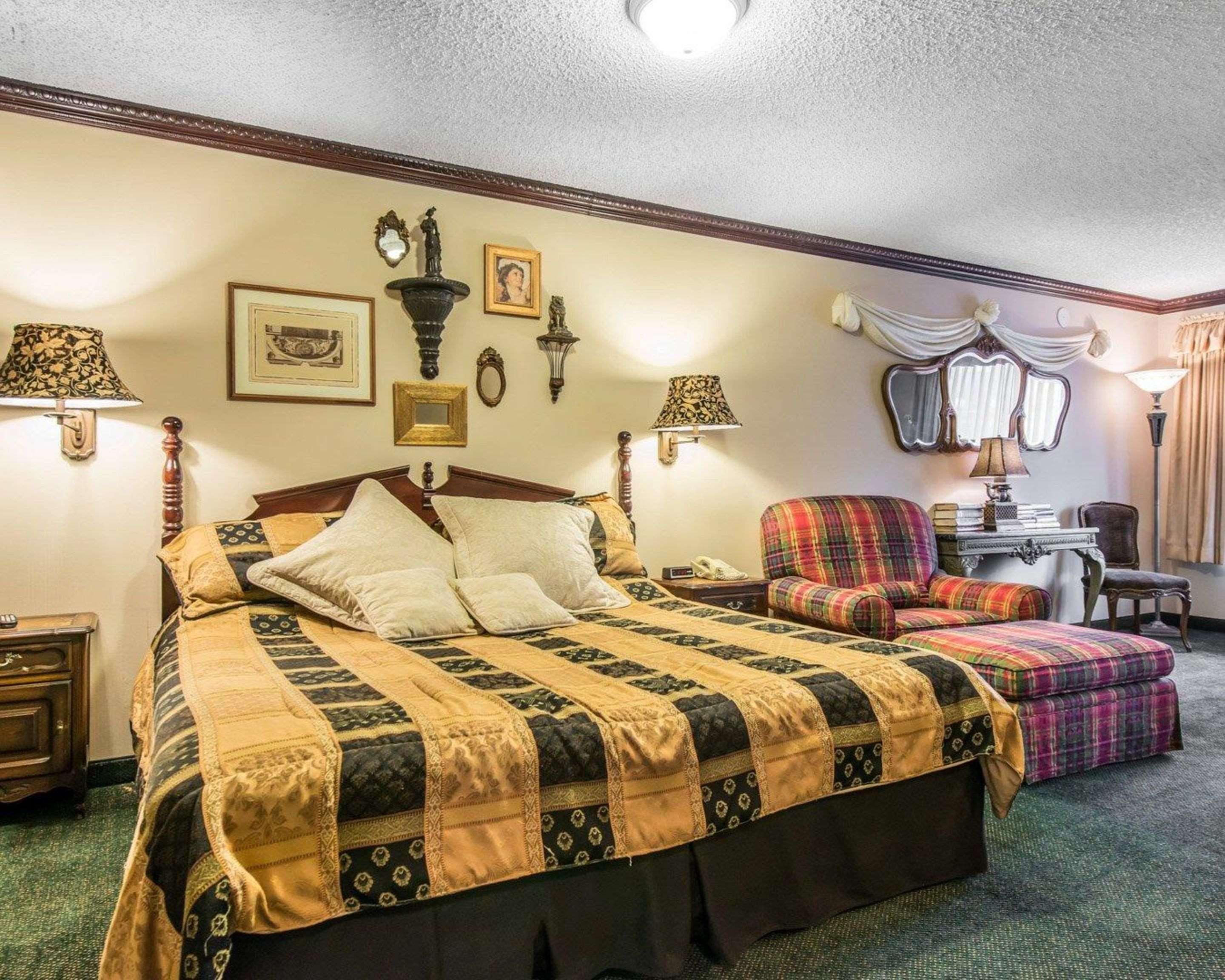 Quality Inn & Suites Manitou Springs At Pikes Peak Экстерьер фото