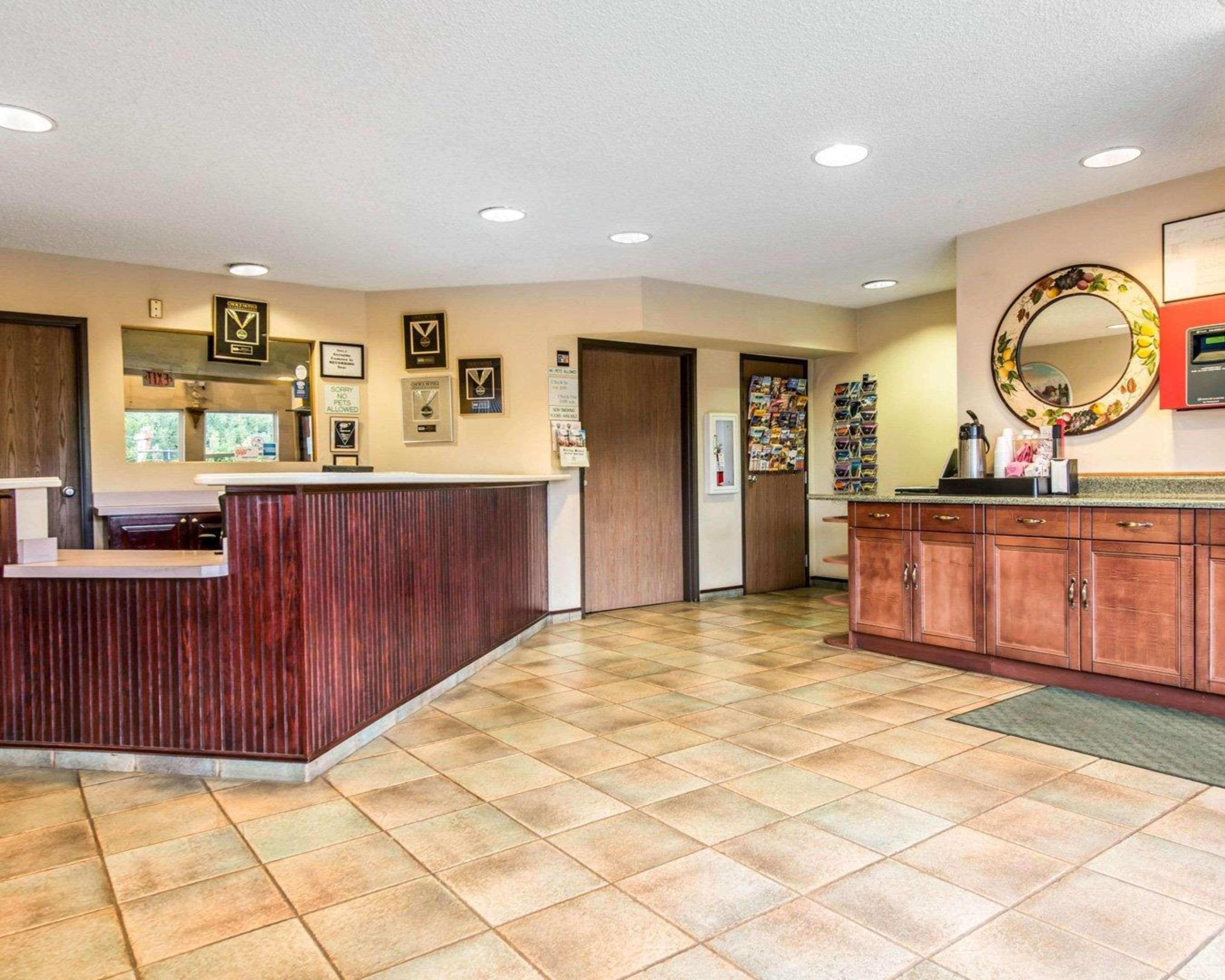 Quality Inn & Suites Manitou Springs At Pikes Peak Экстерьер фото