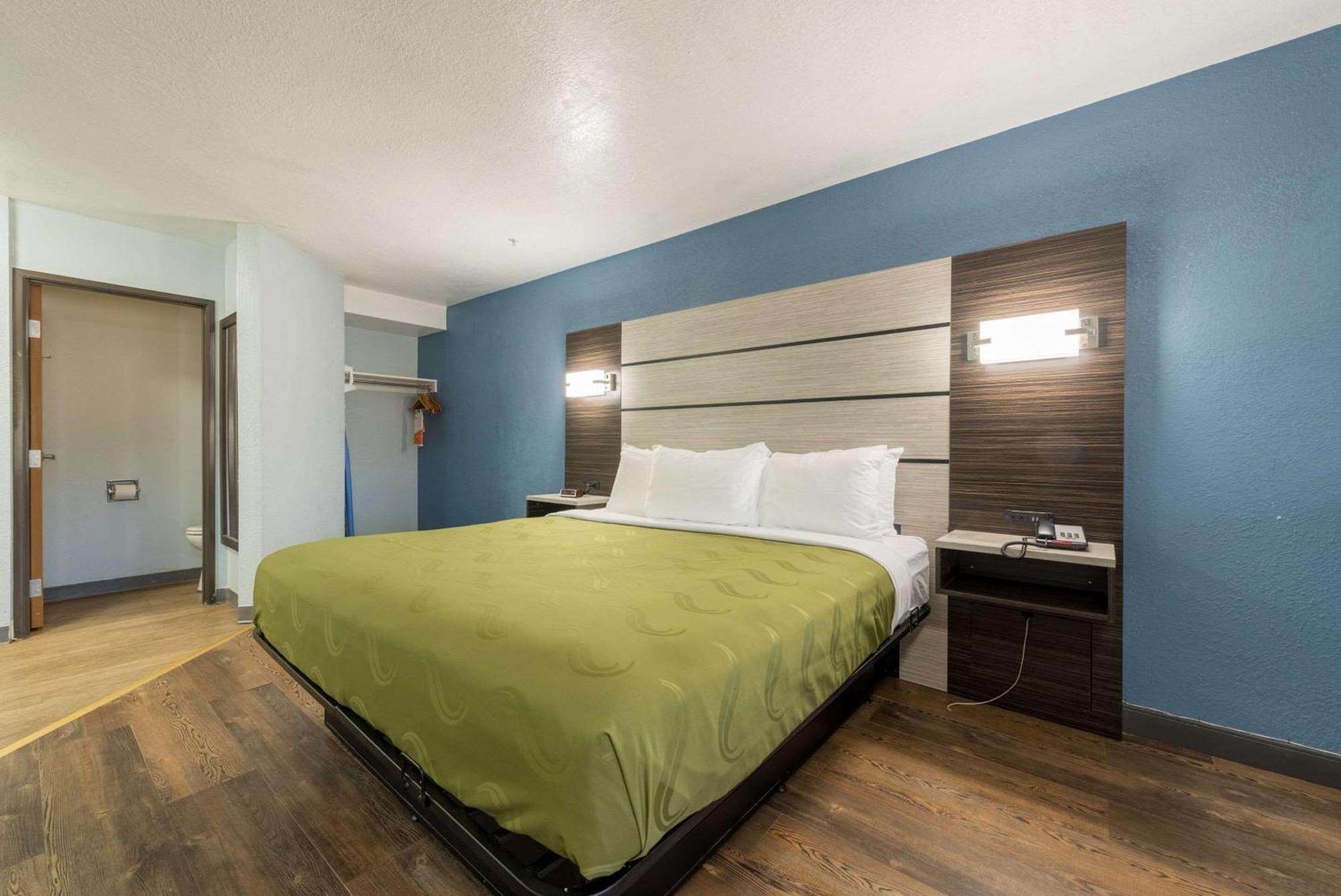 Quality Inn & Suites Manitou Springs At Pikes Peak Экстерьер фото