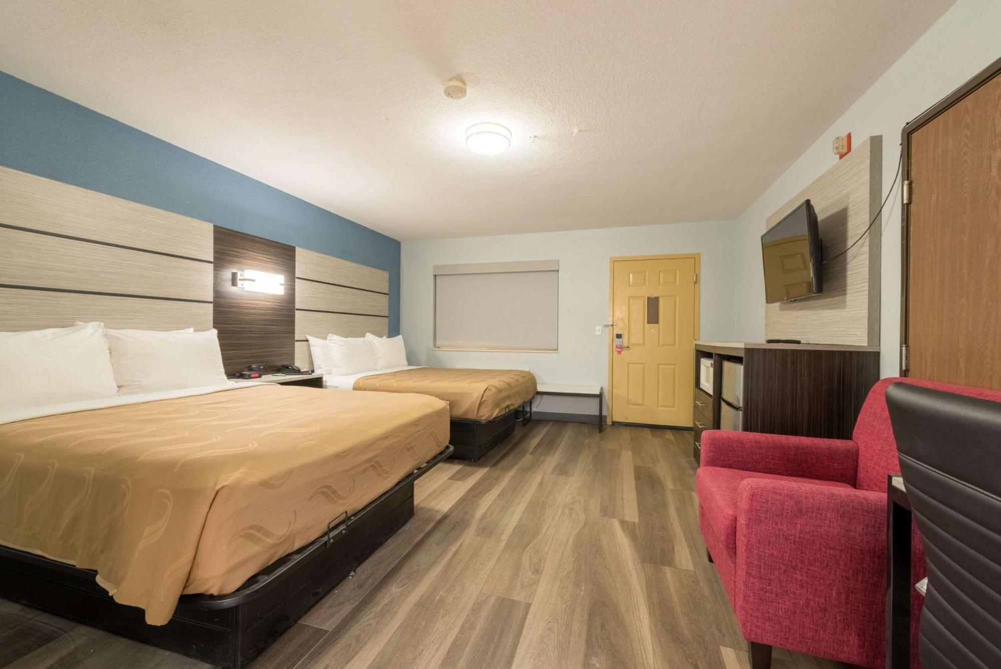 Quality Inn & Suites Manitou Springs At Pikes Peak Экстерьер фото