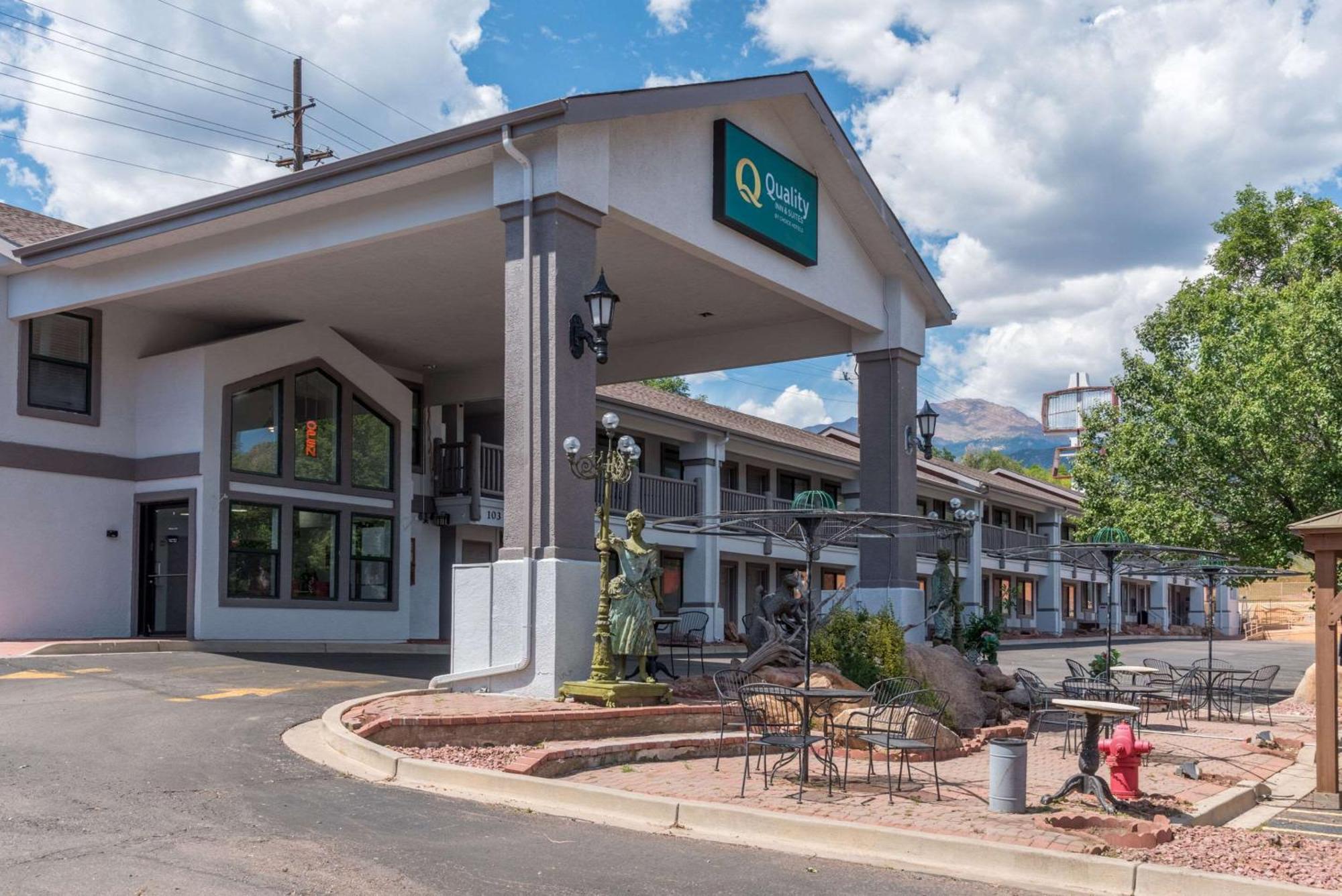 Quality Inn & Suites Manitou Springs At Pikes Peak Экстерьер фото